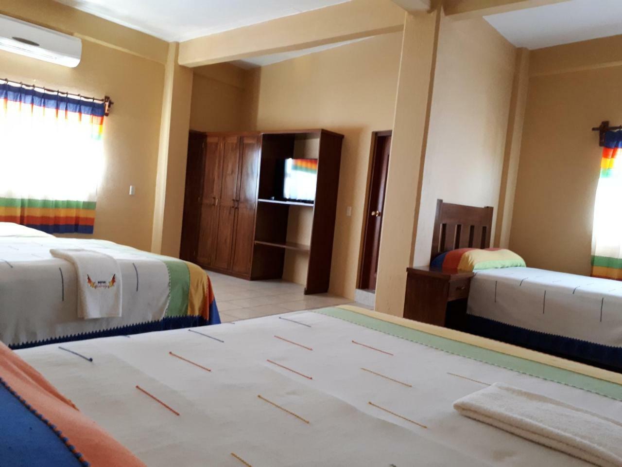 Hotel Alebrijes San Pedro Pochutla Kültér fotó